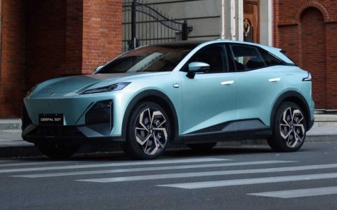 "中国长安汽车进军欧洲市场：全新电动SUV ChangAn Deepal S07四月上市"