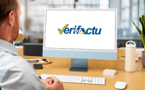 如何使用Hacienda新推出的免费应用Verifactu一步步制作发票