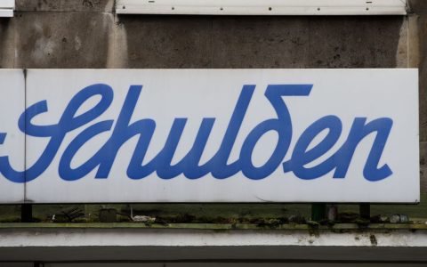 德国城市财政濒临崩溃！市长疾呼：急需300亿欧元紧急援助，否则连节日庆典都办不起