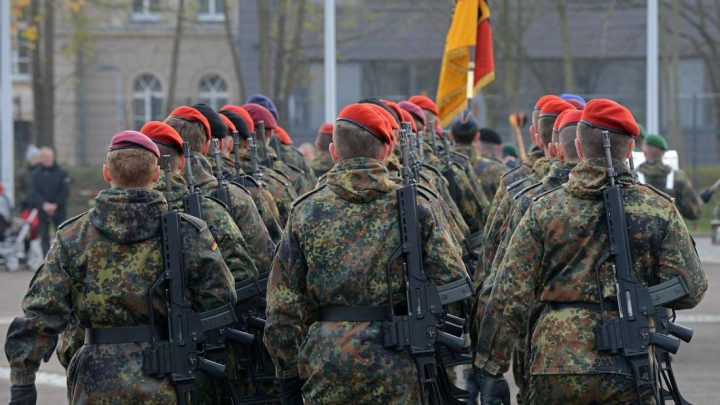 37889021-reservisten-kompanie-der-bundeswerh-in-sachsen-2oEKaWMhZgfe