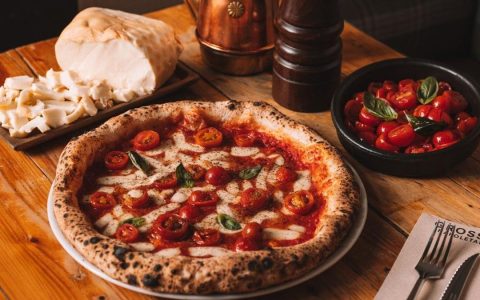 <p><strong>2025全球顶级披萨榜单出炉！巴塞罗那成最大赢家，</strong></p>