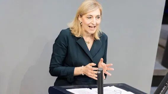 c_pic_176279678687595_type_2_size_567_178_end