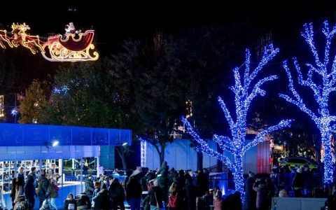 马德里圣诞季开启！Cibeles广场灯光璀璨，Torrejón de Ardoz魔法圣诞公园成最大亮点