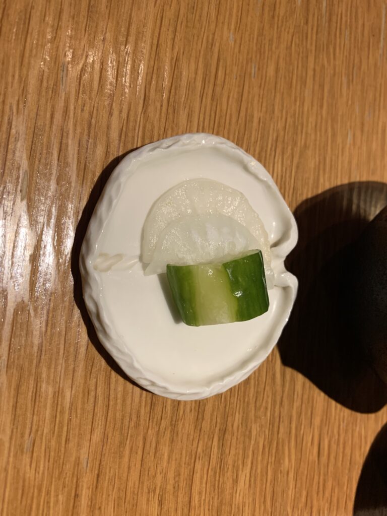 <p><strong>巴黎Oberkampf区新晋日式午市盛宴：25欧享受大阪风味炸串与精致和食体验</strong></p>