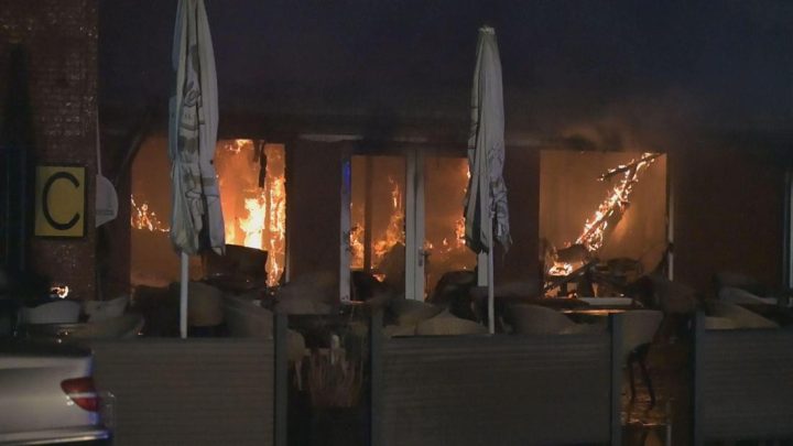 40723552-brand-auf-flugplatz-RfBG