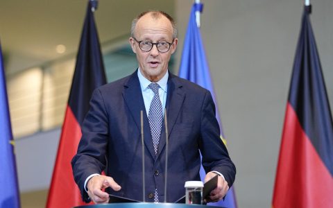 48%养老金红线背后的世代战争：德国年轻人为何集体反对？