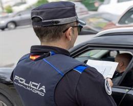 警方在Vallecas桥区逮捕三名携带撬锁工具的男子 资料图 - 马德里市警